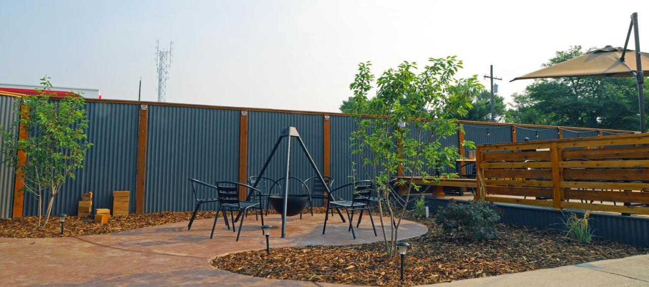 Big Sky Motel Roundup Экстерьер фото